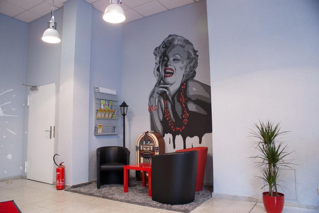 Hostel Die Etage East Βερολίνο Εξωτερικό φωτογραφία