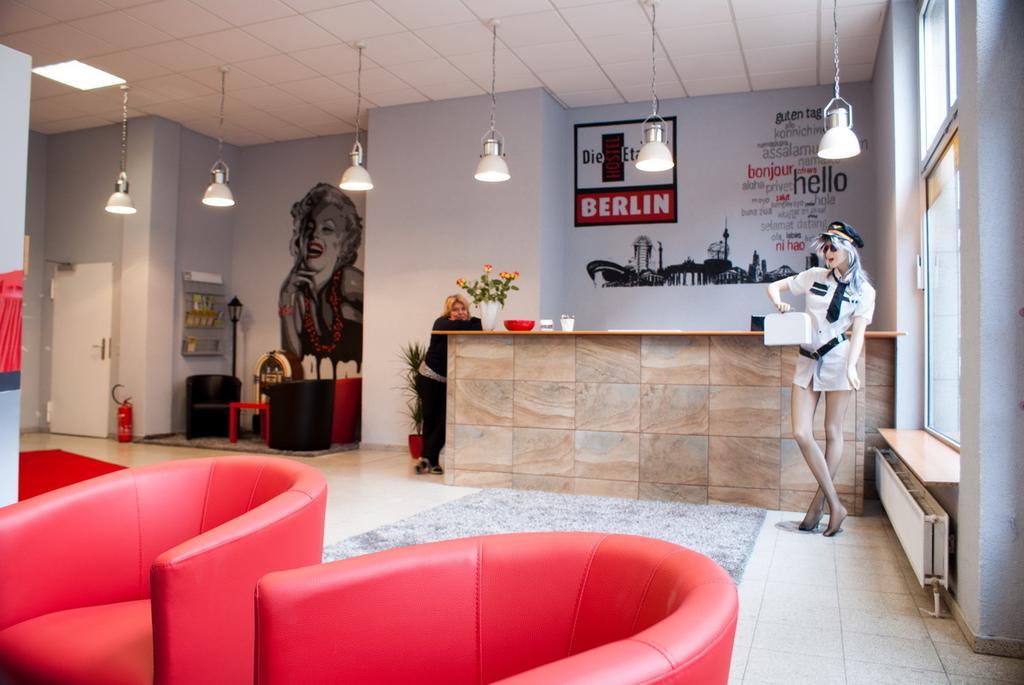 Hostel Die Etage East Βερολίνο Εξωτερικό φωτογραφία
